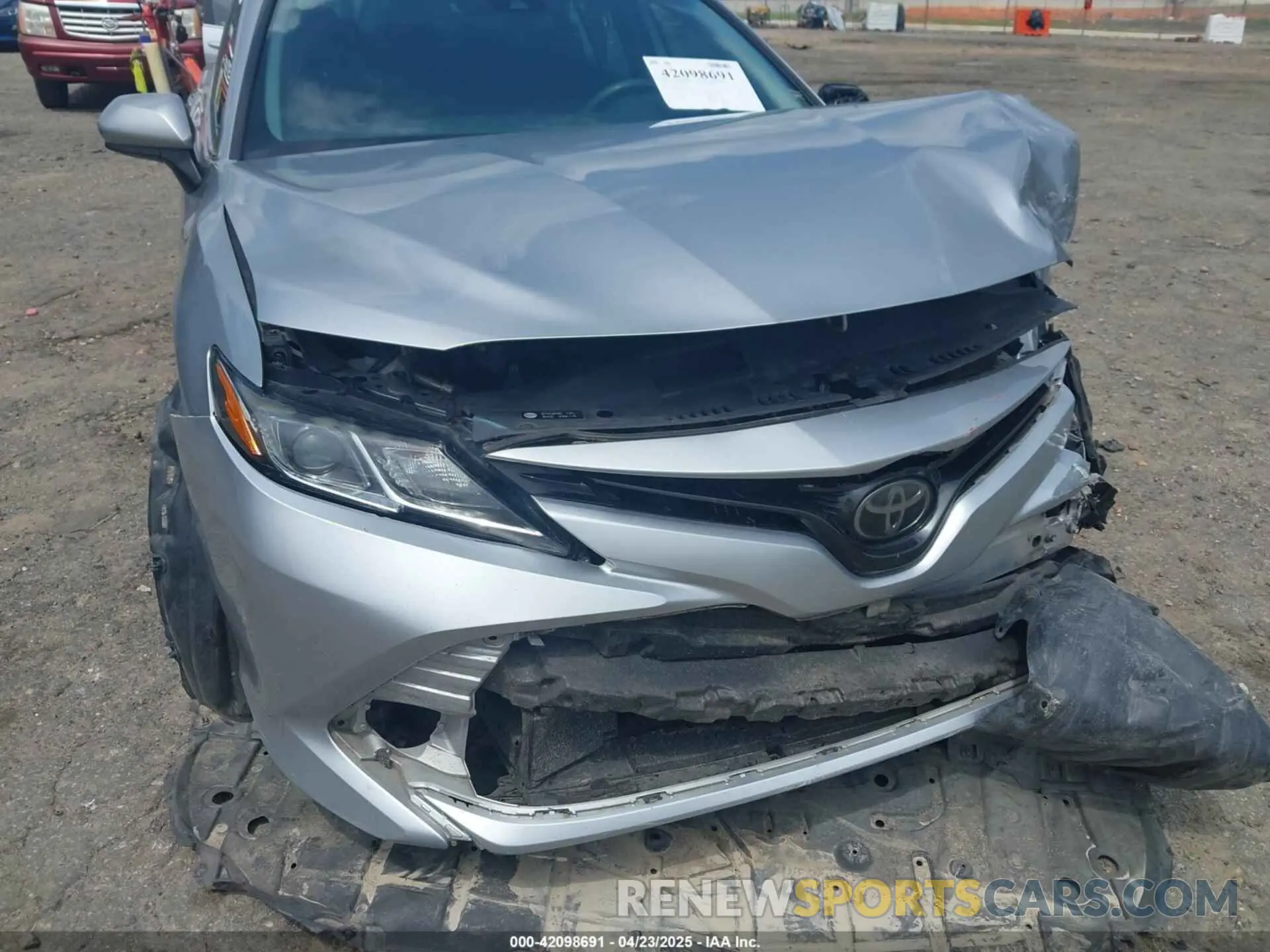 19 fotografías del automóvil dañado 4T1B11HK2KU198783 TOYOTA CAMRY 2019