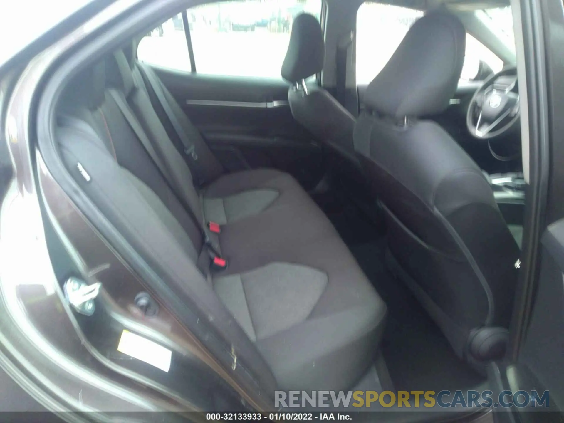 8 fotografías del automóvil dañado 4T1B11HK2KU201584 TOYOTA CAMRY 2019