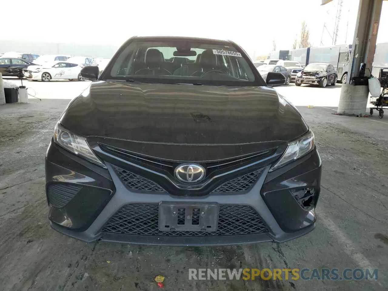 5 fotografías del automóvil dañado 4T1B11HK2KU222161 TOYOTA CAMRY 2019