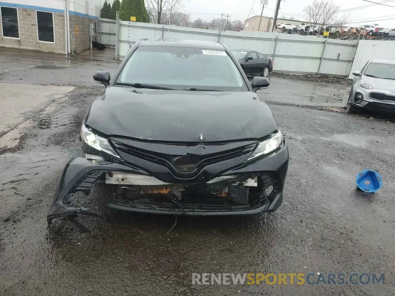 5 fotografías del automóvil dañado 4T1B11HK2KU222936 TOYOTA CAMRY 2019