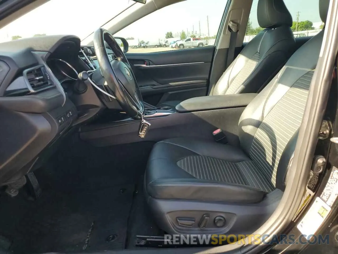 7 fotografías del automóvil dañado 4T1B11HK2KU225772 TOYOTA CAMRY 2019