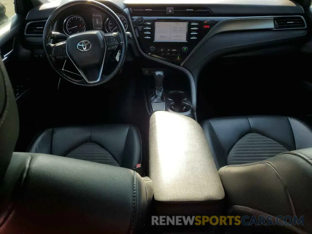 8 fotografías del automóvil dañado 4T1B11HK2KU225772 TOYOTA CAMRY 2019