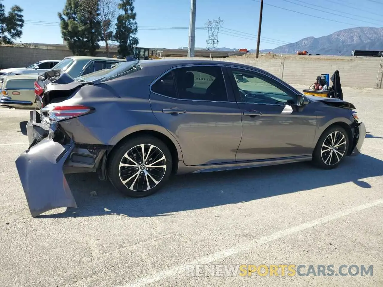 3 fotografías del automóvil dañado 4T1B11HK2KU239588 TOYOTA CAMRY 2019