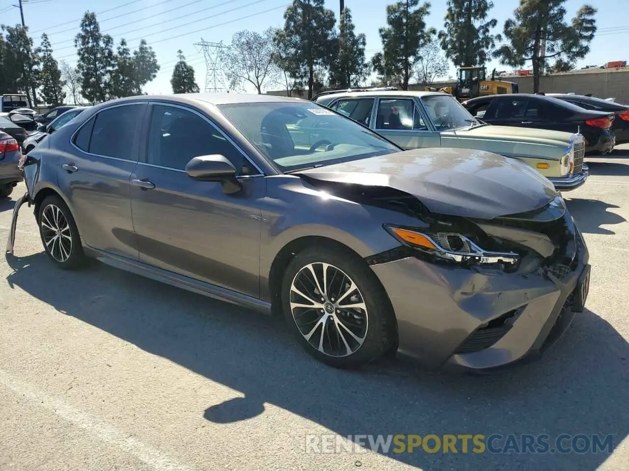 4 fotografías del automóvil dañado 4T1B11HK2KU239588 TOYOTA CAMRY 2019