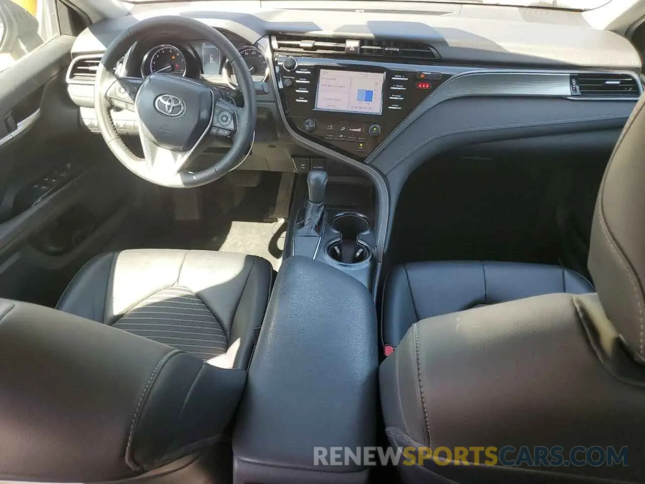 8 fotografías del automóvil dañado 4T1B11HK2KU239588 TOYOTA CAMRY 2019