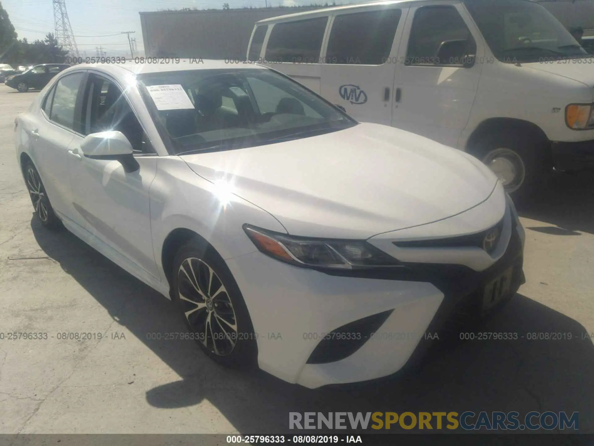 1 fotografías del automóvil dañado 4T1B11HK2KU239753 TOYOTA CAMRY 2019