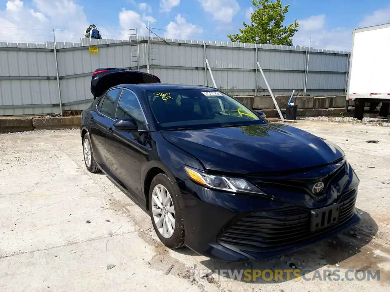 1 fotografías del automóvil dañado 4T1B11HK2KU243639 TOYOTA CAMRY 2019