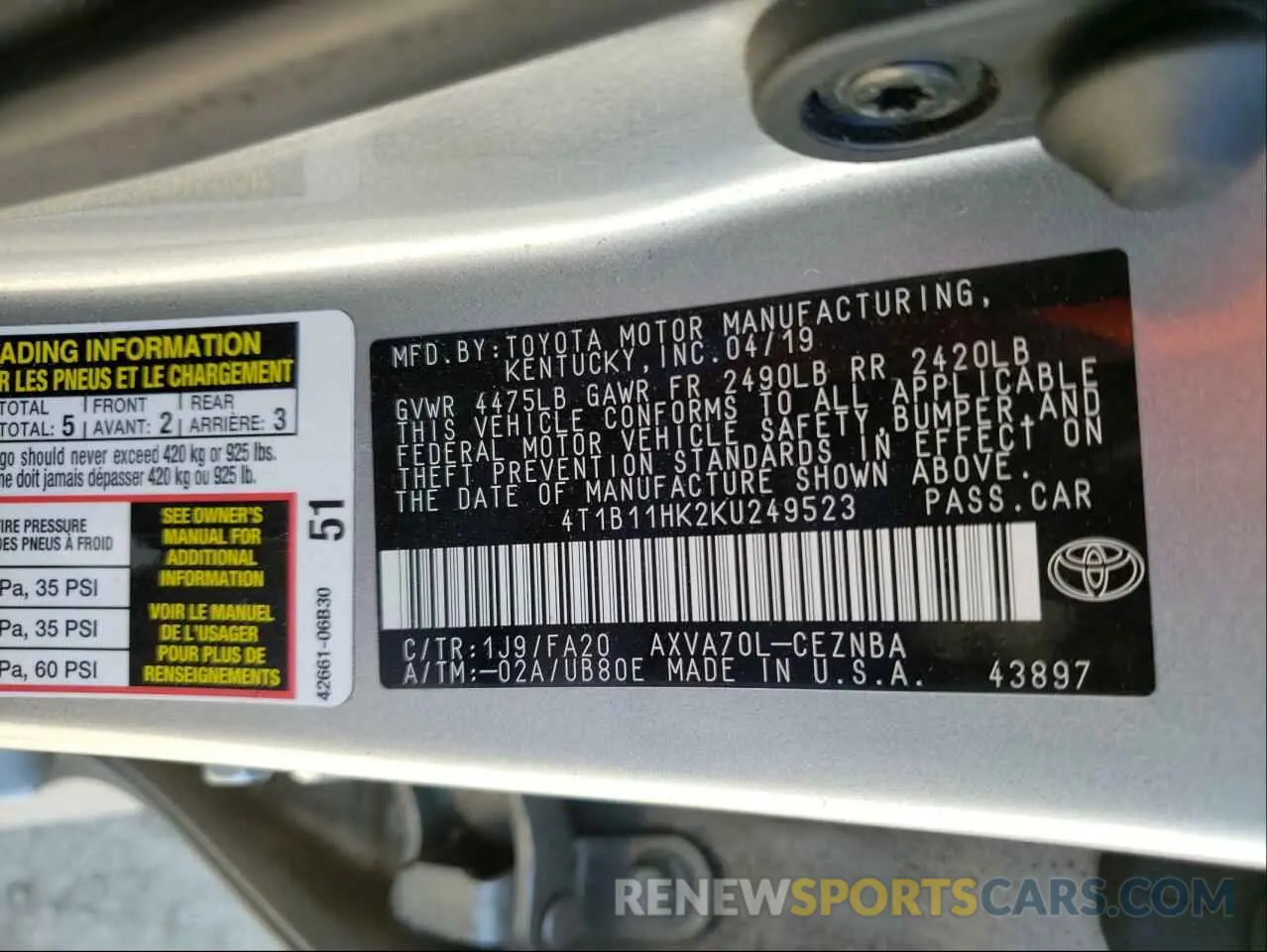 10 fotografías del automóvil dañado 4T1B11HK2KU249523 TOYOTA CAMRY 2019