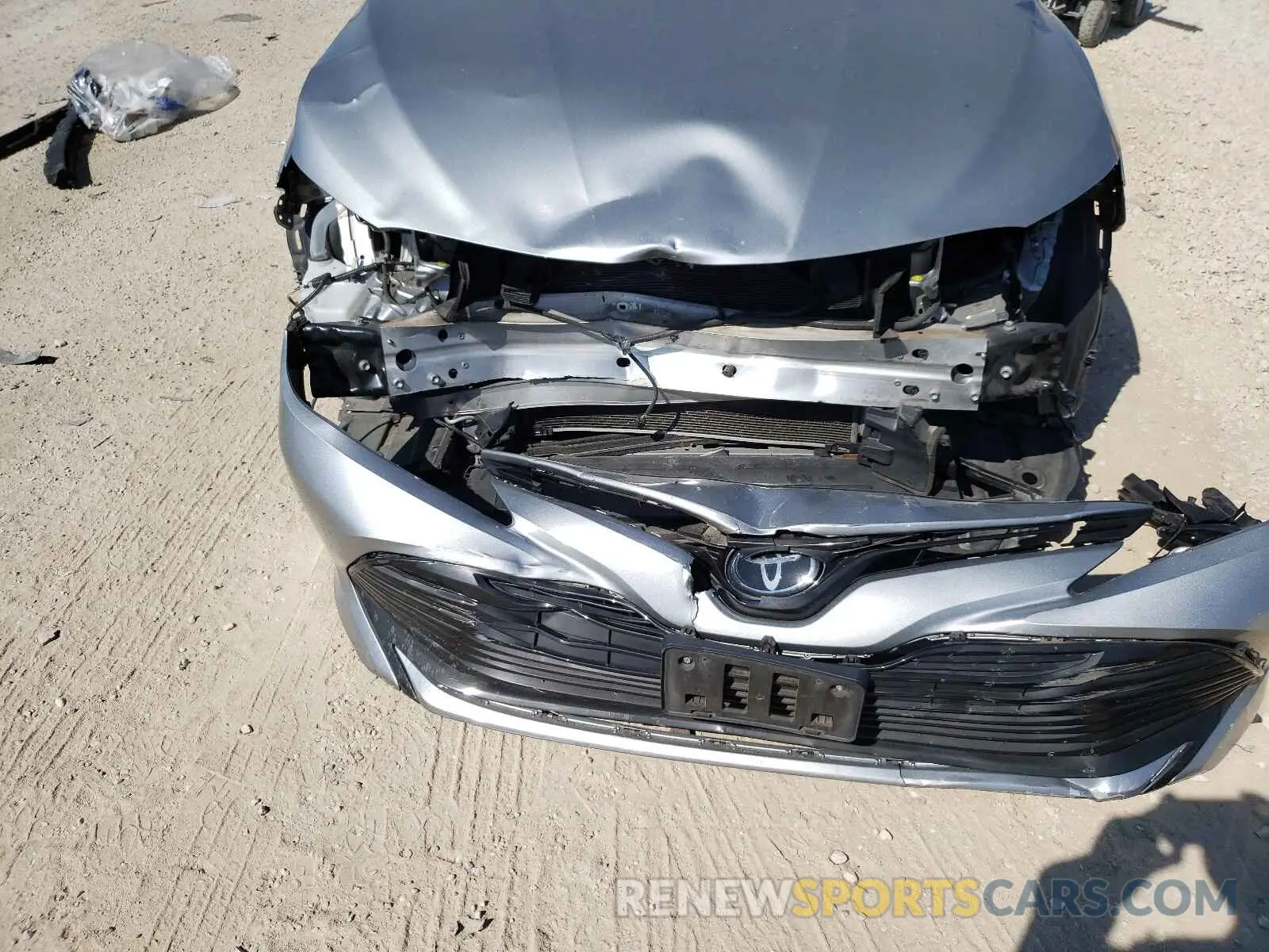 9 fotografías del automóvil dañado 4T1B11HK2KU249523 TOYOTA CAMRY 2019