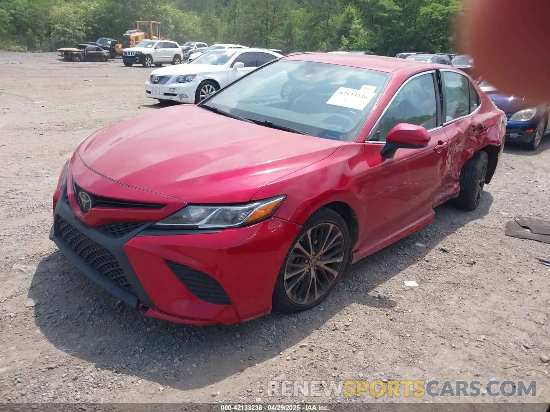 2 fotografías del automóvil dañado 4T1B11HK2KU258111 TOYOTA CAMRY 2019