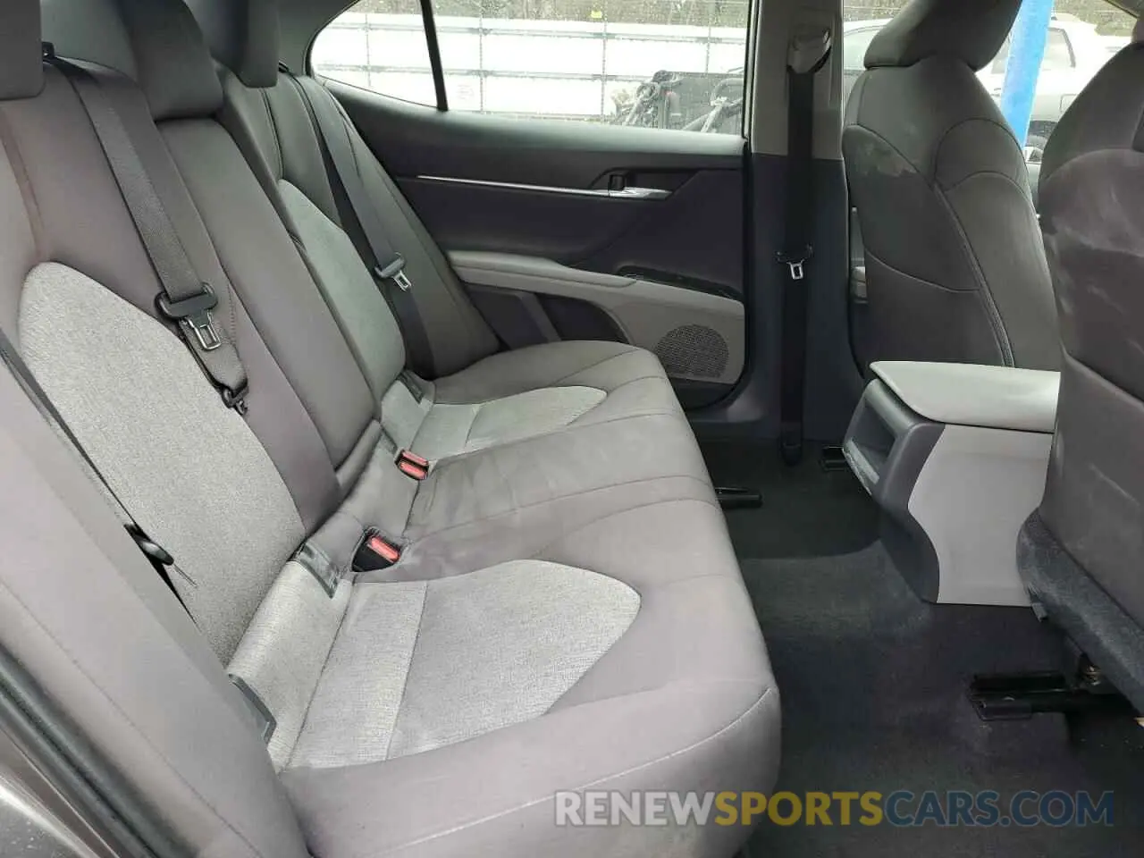 10 fotografías del automóvil dañado 4T1B11HK2KU264619 TOYOTA CAMRY 2019