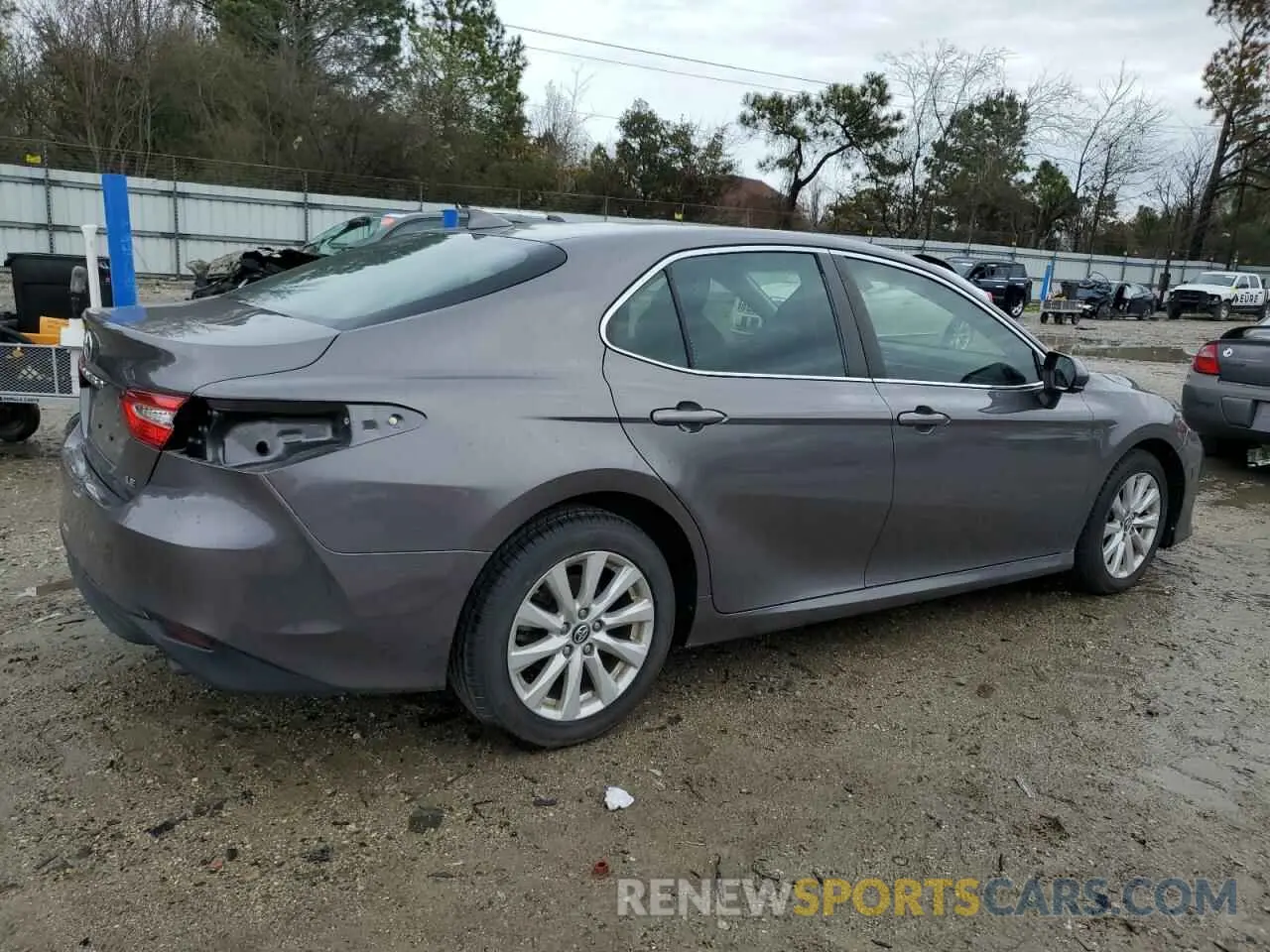 3 fotografías del automóvil dañado 4T1B11HK2KU264619 TOYOTA CAMRY 2019