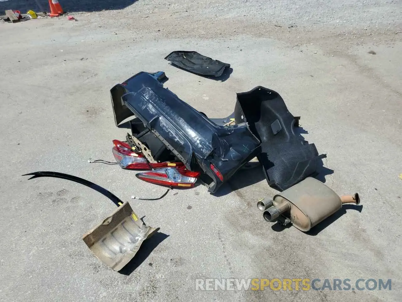 12 fotografías del automóvil dañado 4T1B11HK2KU279878 TOYOTA CAMRY 2019