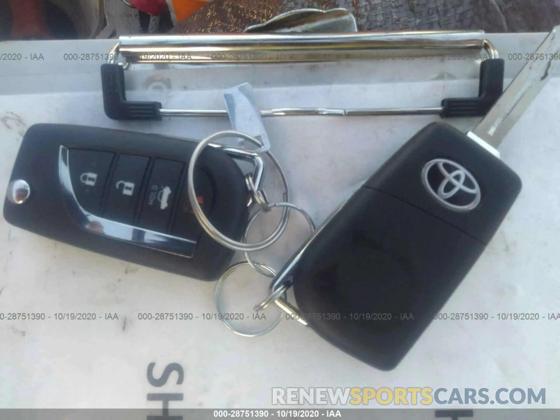 11 fotografías del automóvil dañado 4T1B11HK2KU287298 TOYOTA CAMRY 2019