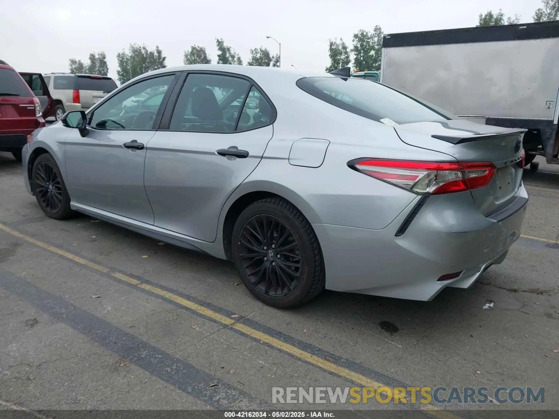 3 fotografías del automóvil dañado 4T1B11HK2KU299628 TOYOTA CAMRY 2019