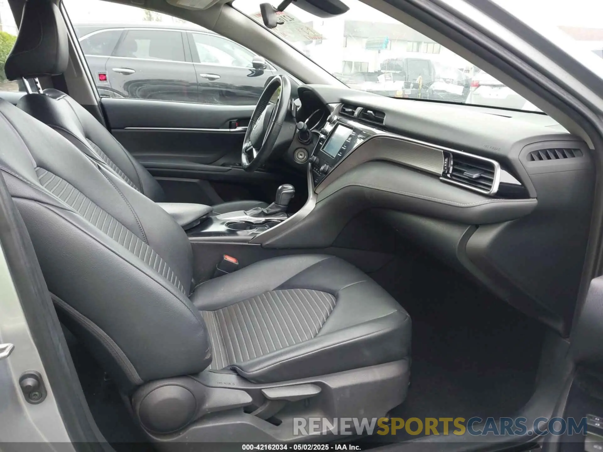5 fotografías del automóvil dañado 4T1B11HK2KU299628 TOYOTA CAMRY 2019