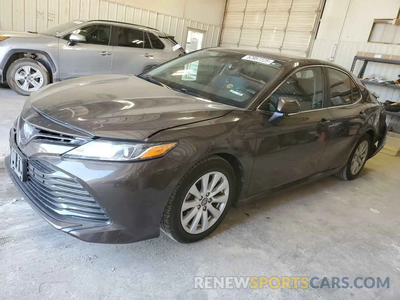 1 fotografías del automóvil dañado 4T1B11HK2KU679598 TOYOTA CAMRY 2019