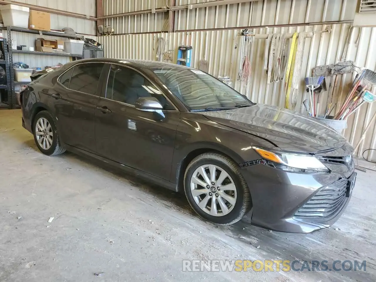 4 fotografías del automóvil dañado 4T1B11HK2KU679598 TOYOTA CAMRY 2019