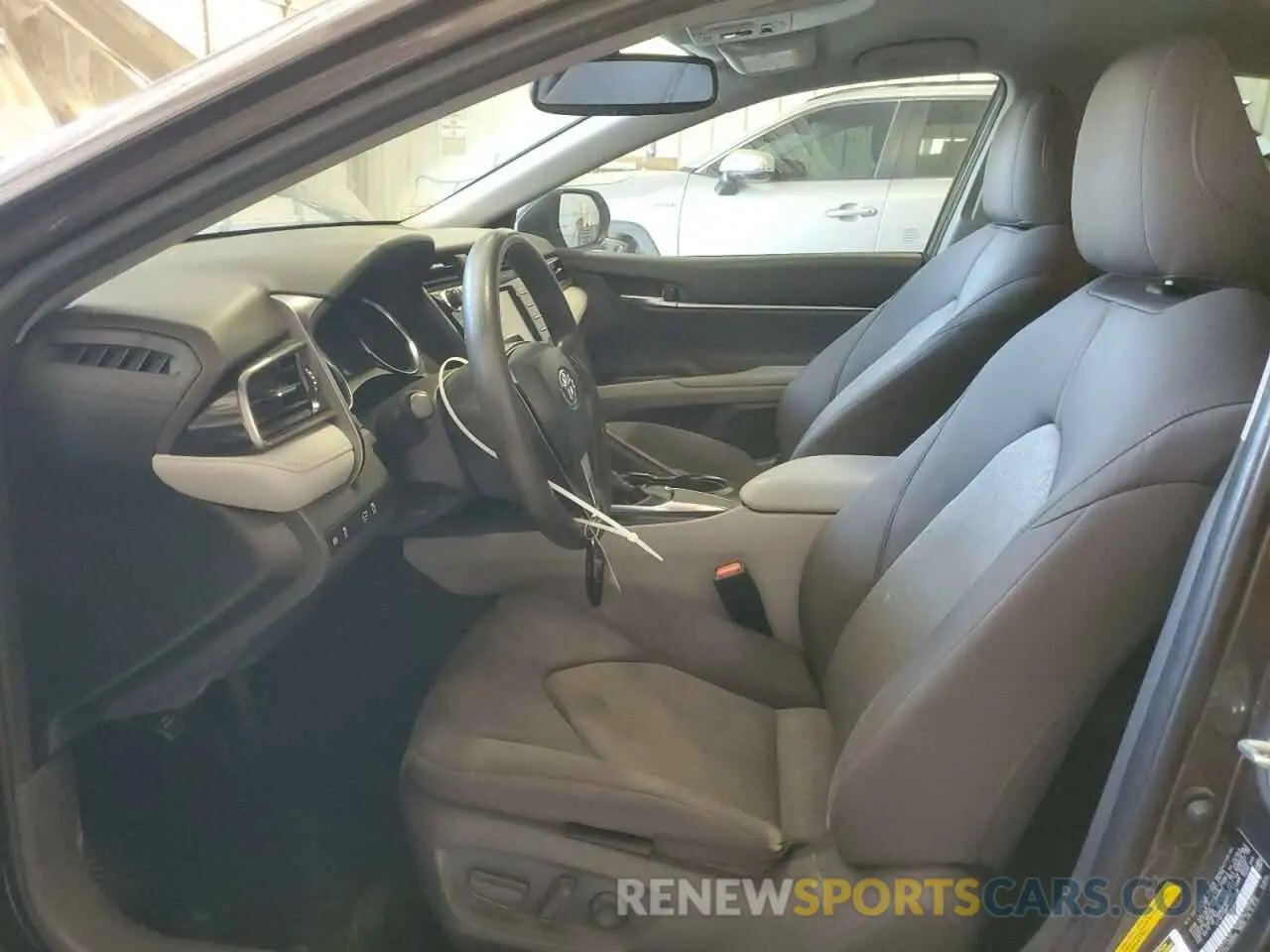 7 fotografías del automóvil dañado 4T1B11HK2KU679598 TOYOTA CAMRY 2019