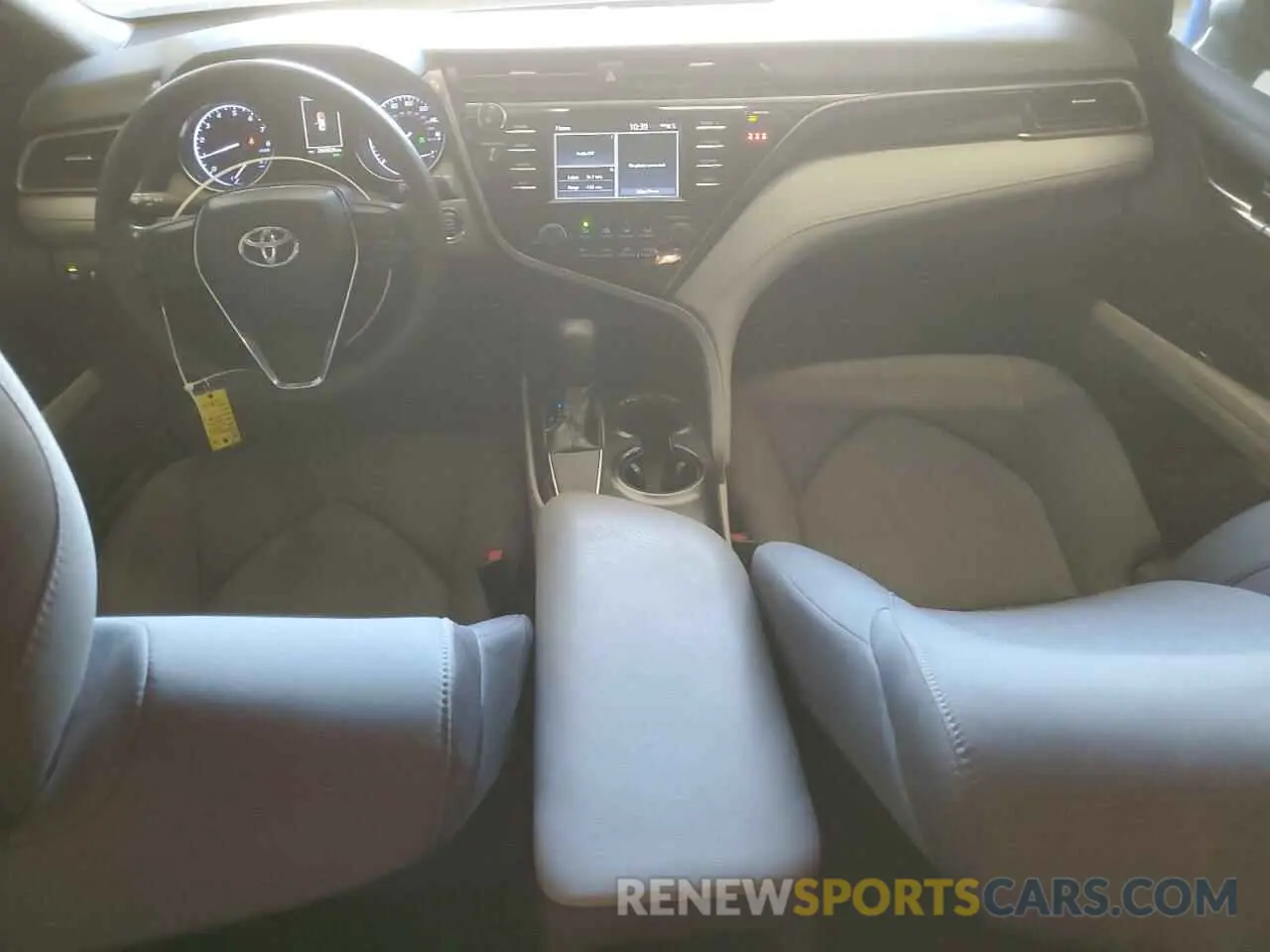 8 fotografías del automóvil dañado 4T1B11HK2KU679598 TOYOTA CAMRY 2019