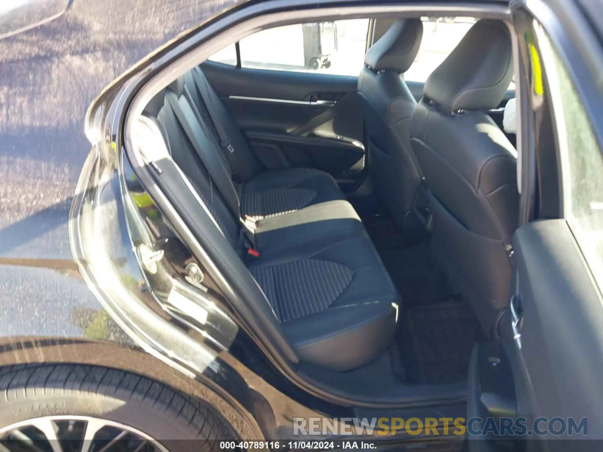 8 fotografías del automóvil dañado 4T1B11HK2KU708257 TOYOTA CAMRY 2019