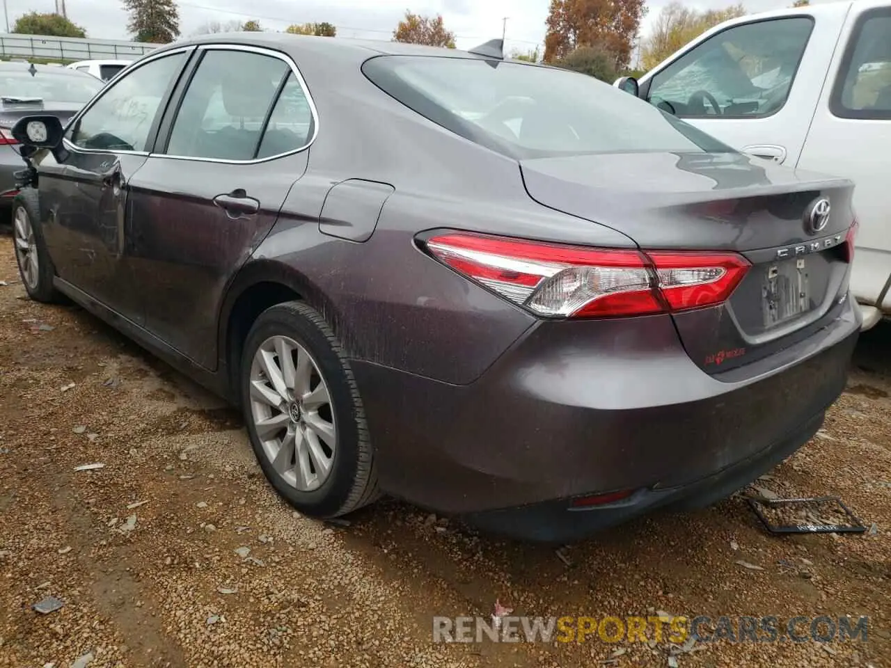 3 fotografías del automóvil dañado 4T1B11HK2KU710350 TOYOTA CAMRY 2019