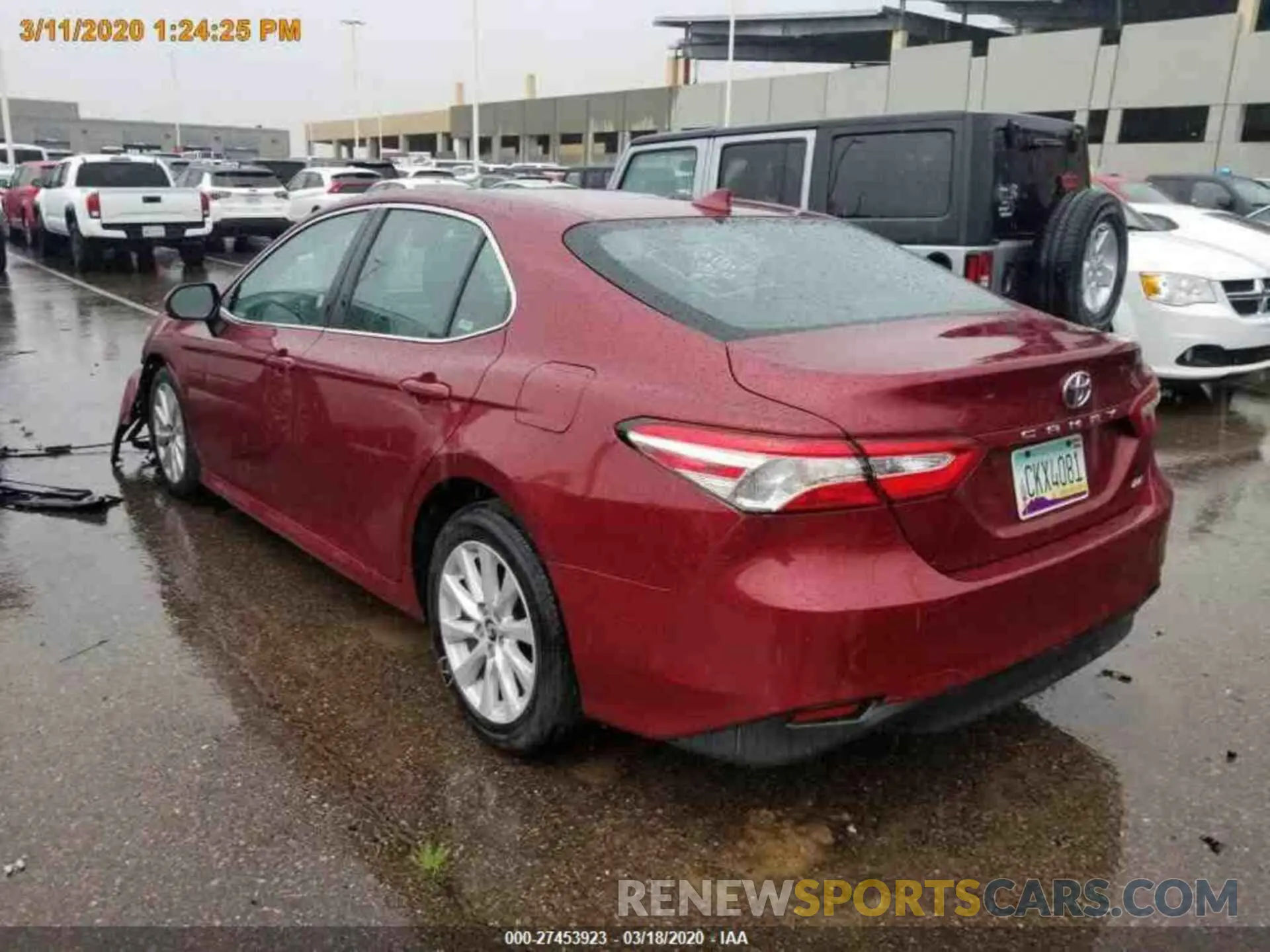 14 fotografías del automóvil dañado 4T1B11HK2KU719159 TOYOTA CAMRY 2019