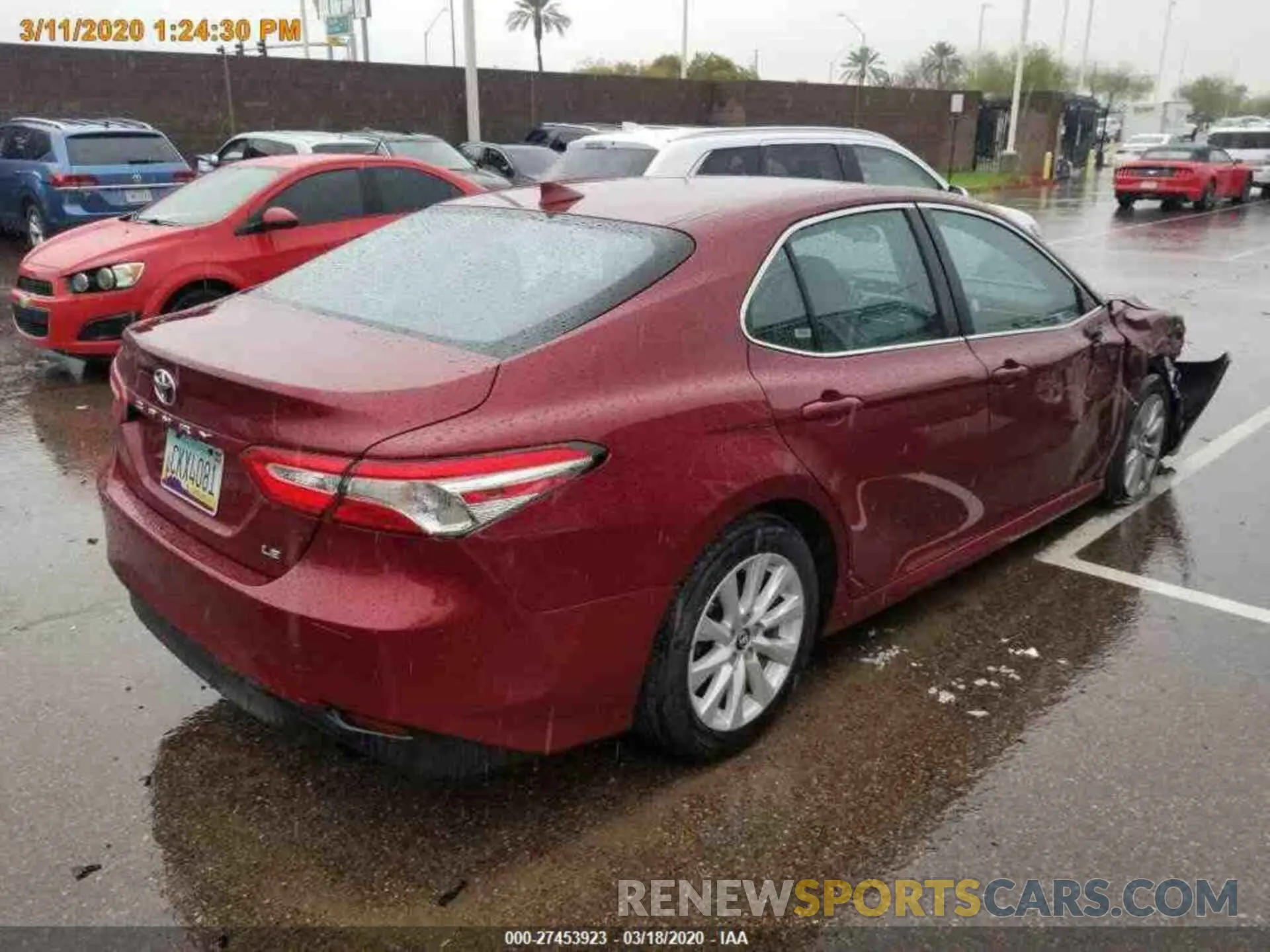 17 fotografías del automóvil dañado 4T1B11HK2KU719159 TOYOTA CAMRY 2019