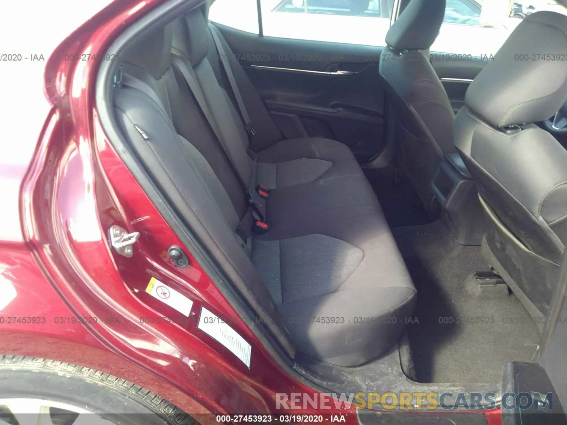 8 fotografías del automóvil dañado 4T1B11HK2KU719159 TOYOTA CAMRY 2019