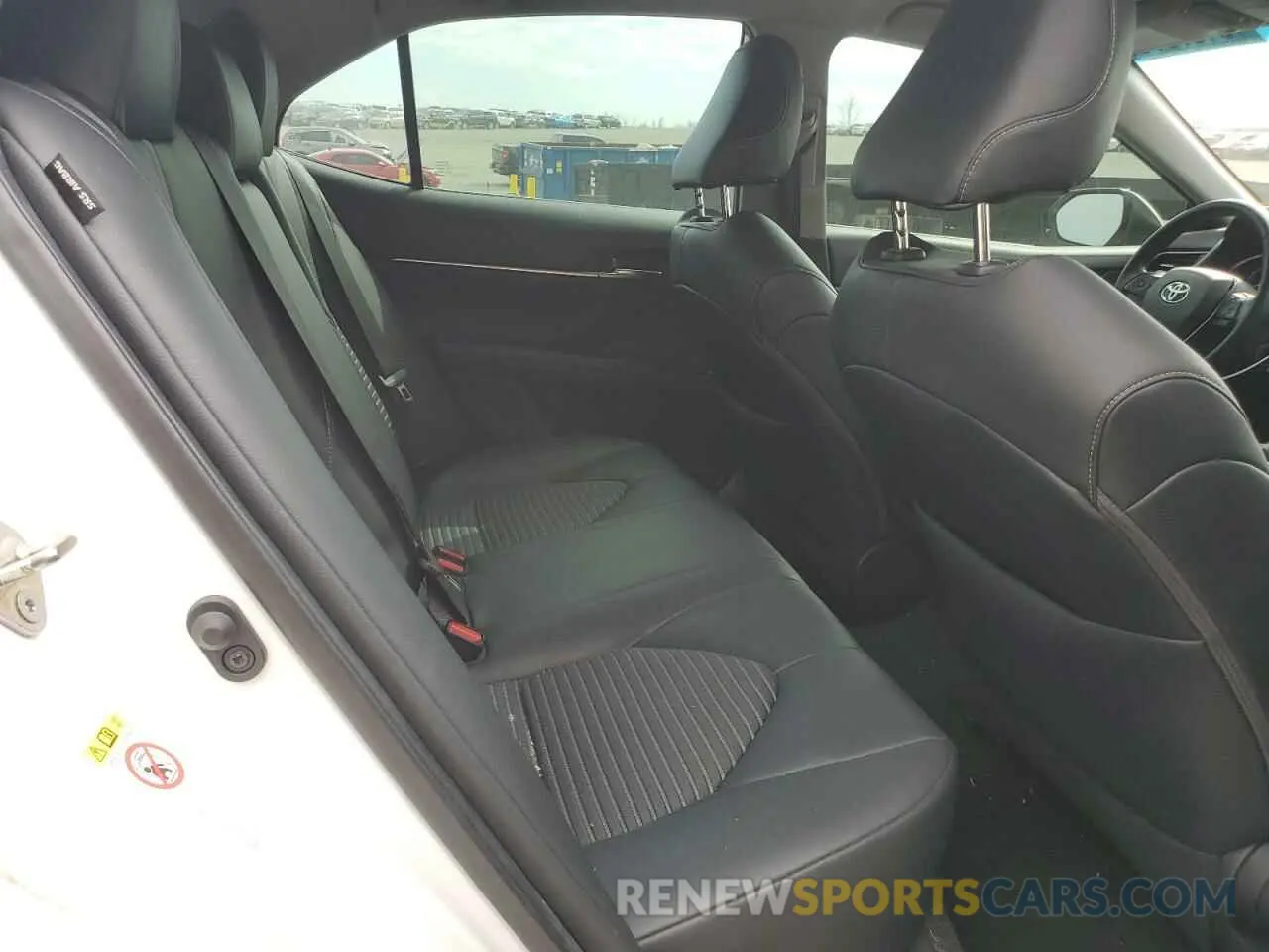 10 fotografías del automóvil dañado 4T1B11HK2KU724006 TOYOTA CAMRY 2019