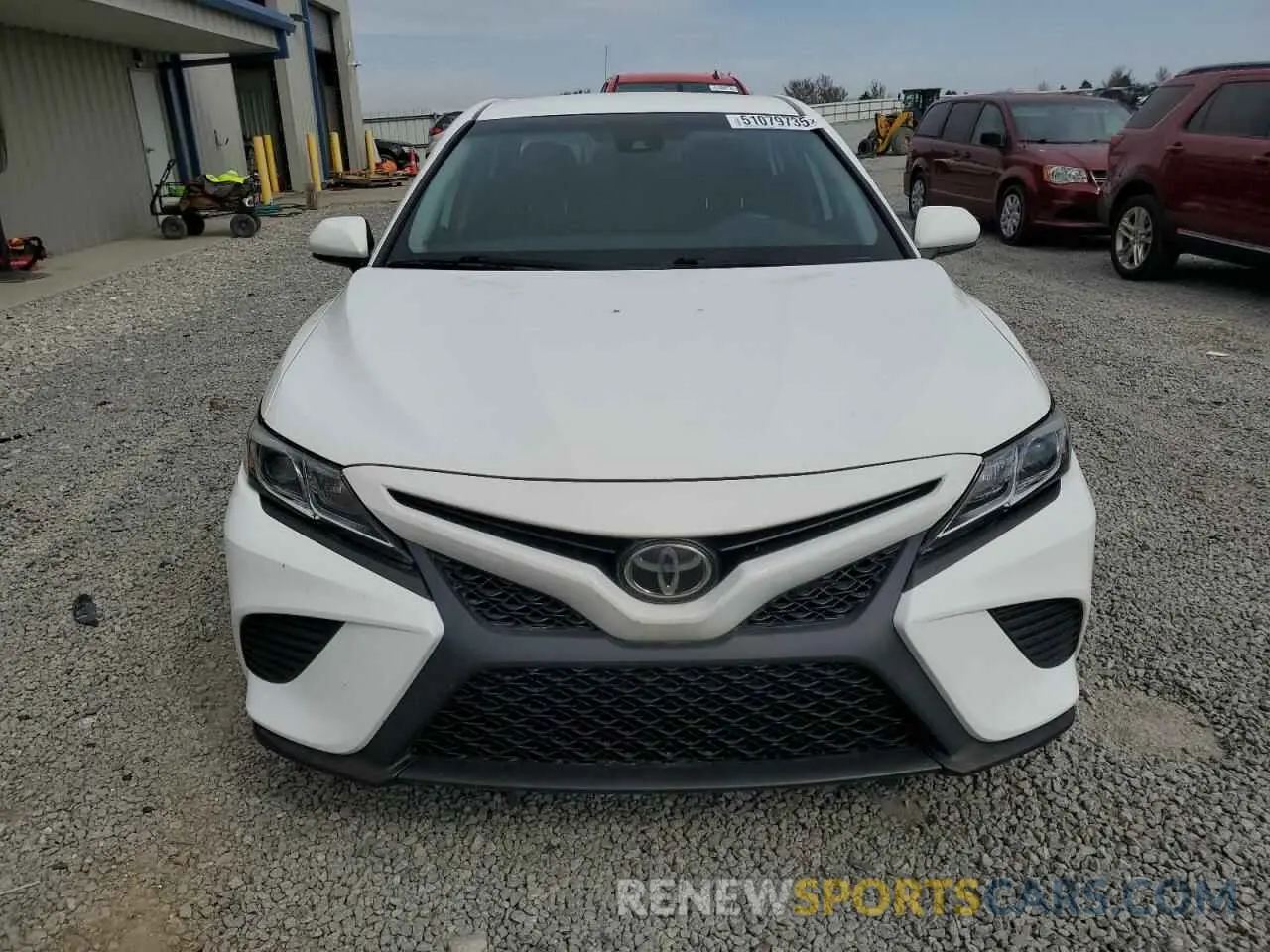 5 fotografías del automóvil dañado 4T1B11HK2KU724006 TOYOTA CAMRY 2019