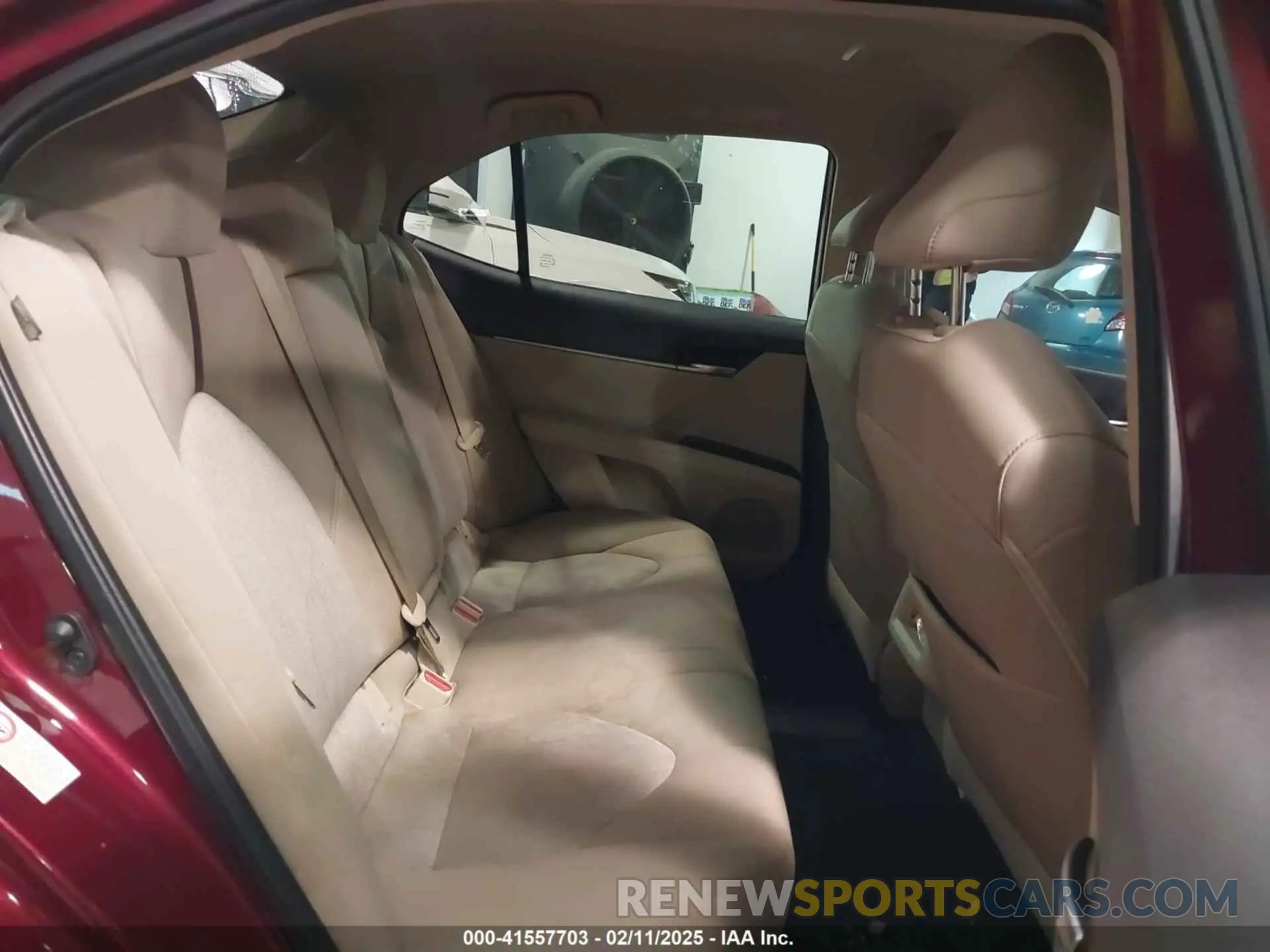 8 fotografías del automóvil dañado 4T1B11HK2KU737712 TOYOTA CAMRY 2019