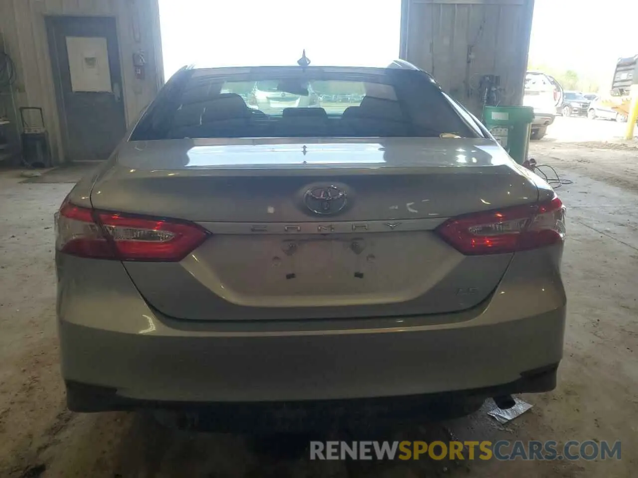 6 fotografías del automóvil dañado 4T1B11HK2KU745762 TOYOTA CAMRY 2019