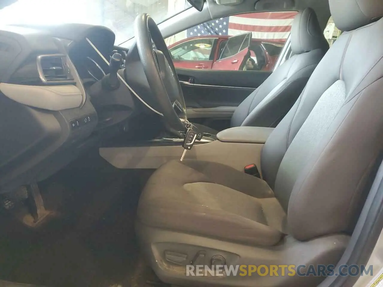 7 fotografías del automóvil dañado 4T1B11HK2KU745762 TOYOTA CAMRY 2019