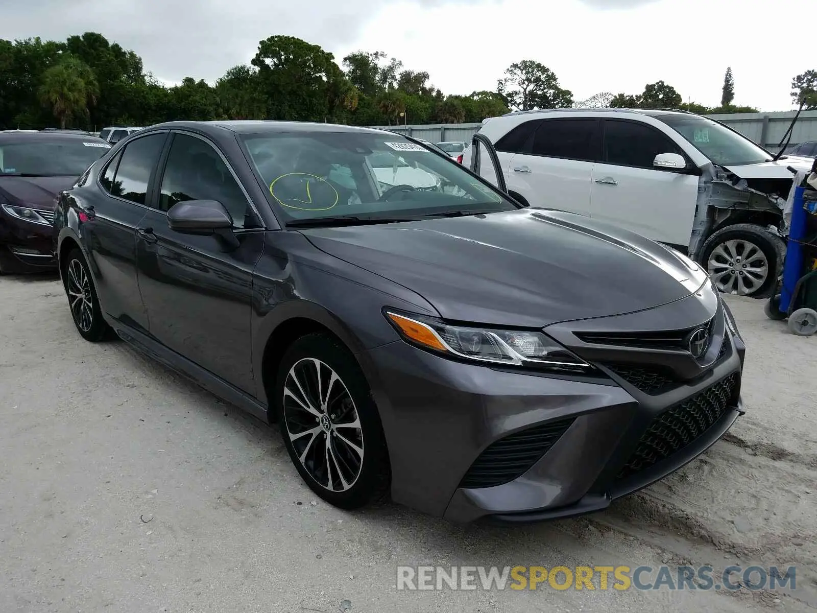 1 fotografías del automóvil dañado 4T1B11HK2KU751576 TOYOTA CAMRY 2019