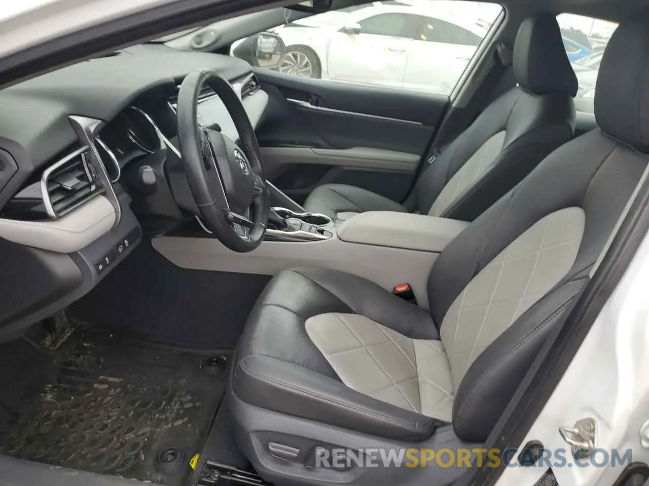 7 fotografías del automóvil dañado 4T1B11HK2KU753926 TOYOTA CAMRY 2019