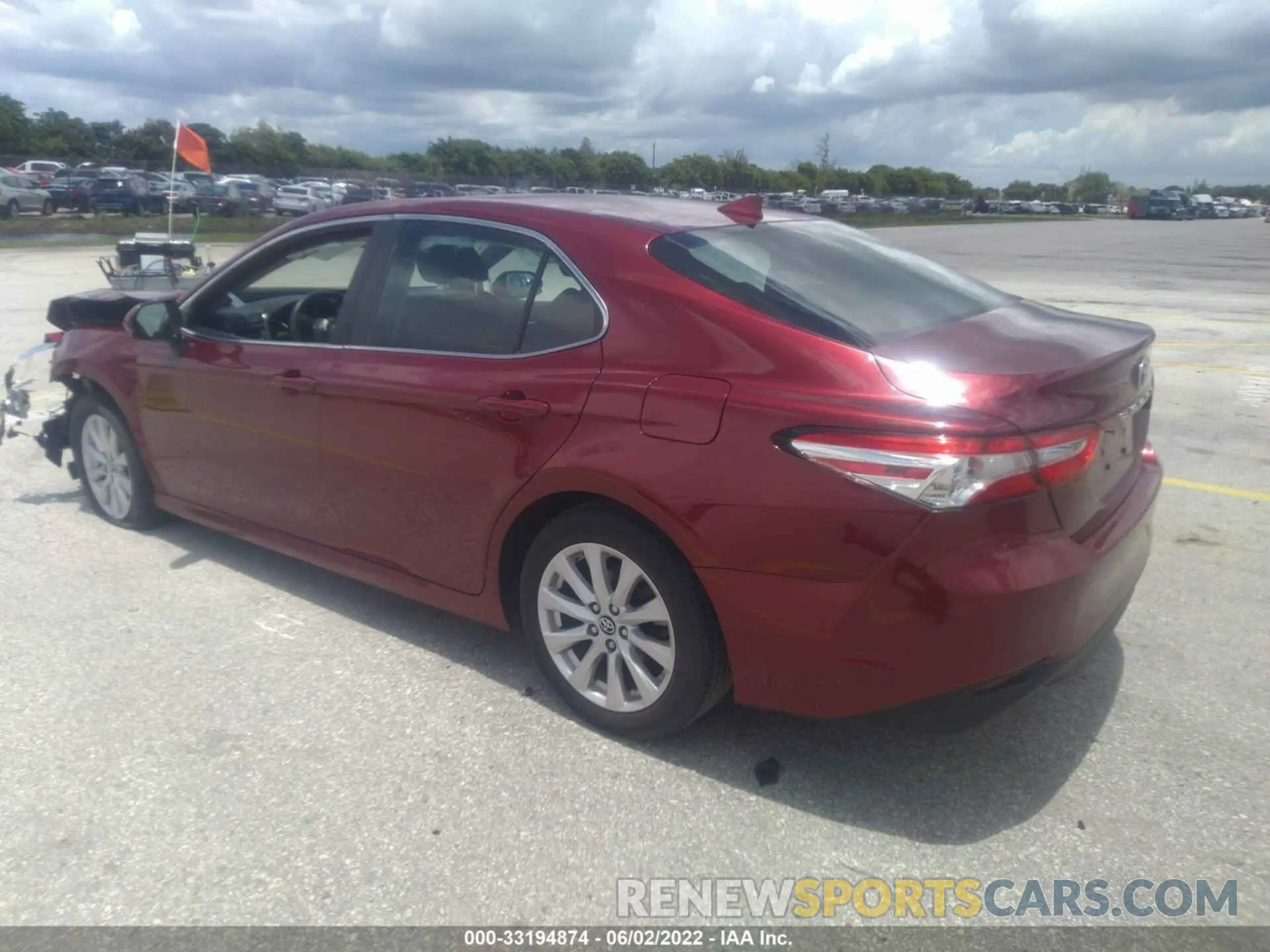 3 fotografías del automóvil dañado 4T1B11HK2KU755515 TOYOTA CAMRY 2019