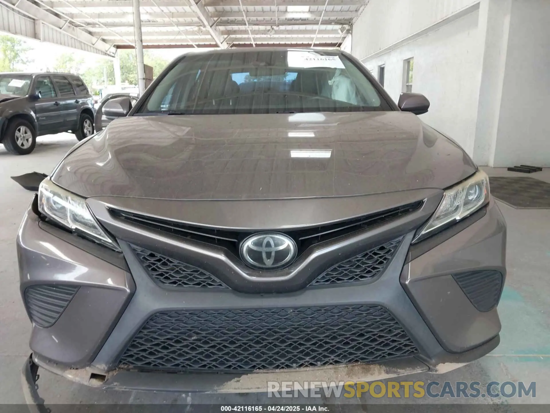 12 fotografías del automóvil dañado 4T1B11HK2KU756440 TOYOTA CAMRY 2019