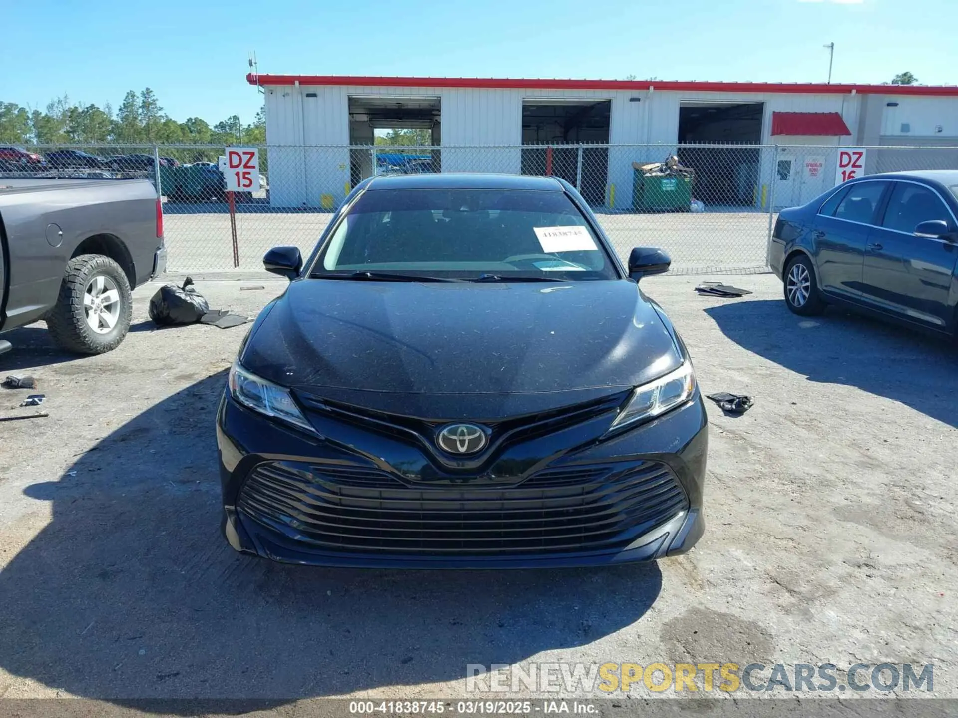 12 fotografías del automóvil dañado 4T1B11HK2KU763808 TOYOTA CAMRY 2019