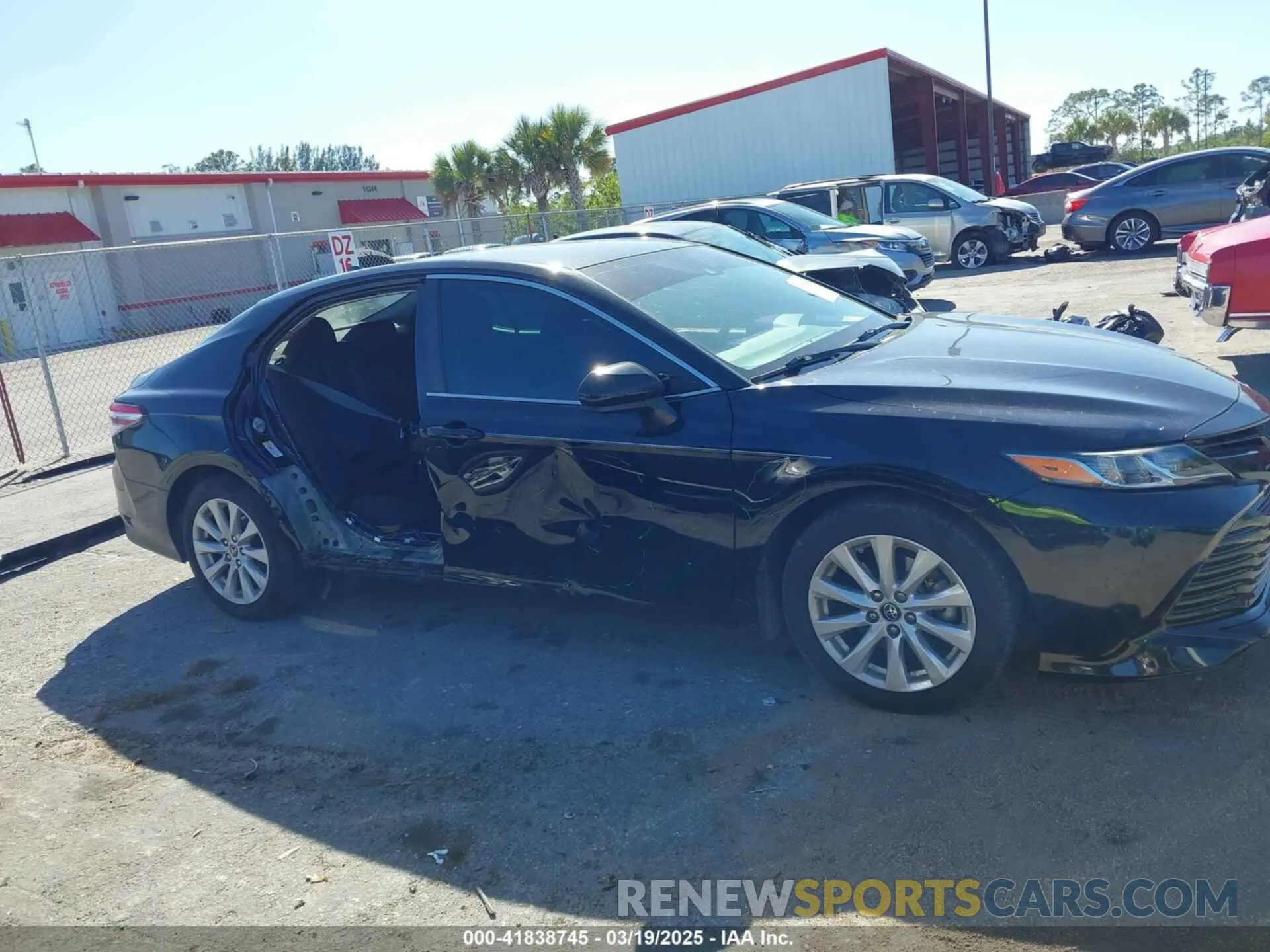6 fotografías del automóvil dañado 4T1B11HK2KU763808 TOYOTA CAMRY 2019