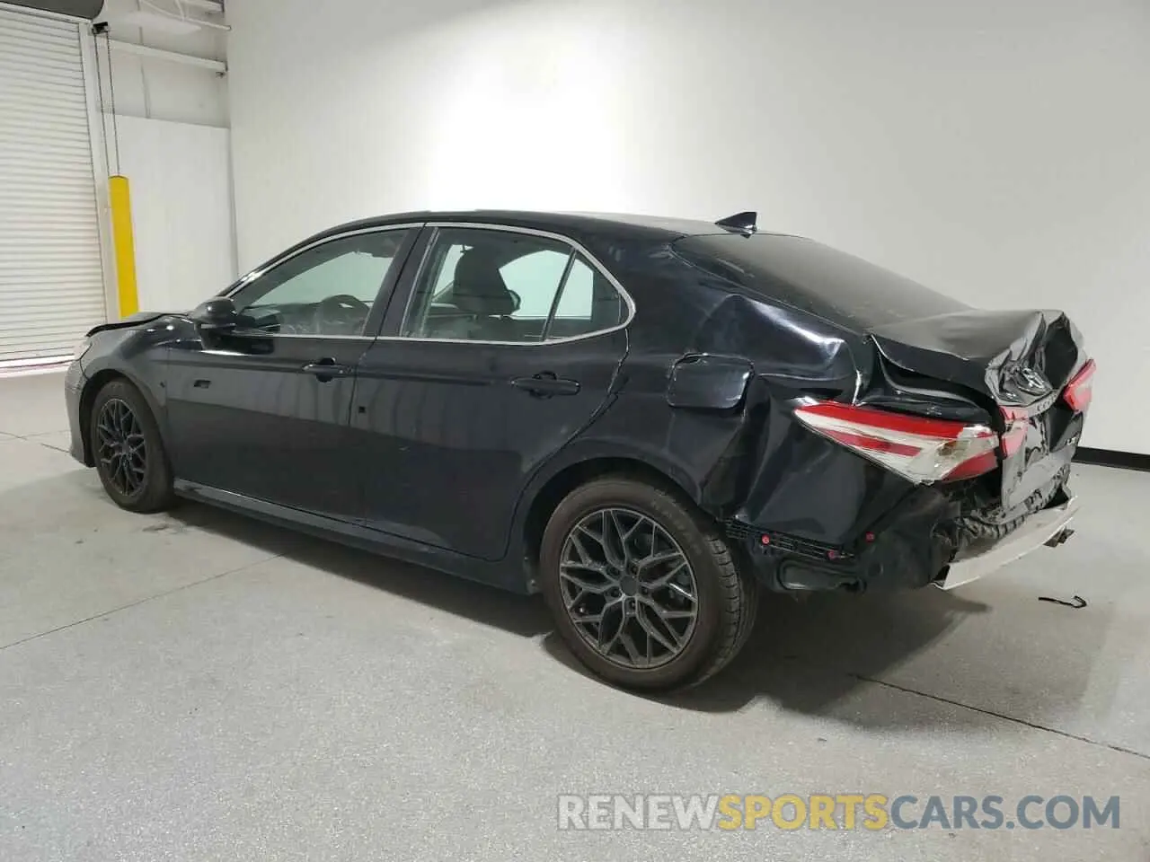 2 fotografías del automóvil dañado 4T1B11HK2KU763923 TOYOTA CAMRY 2019