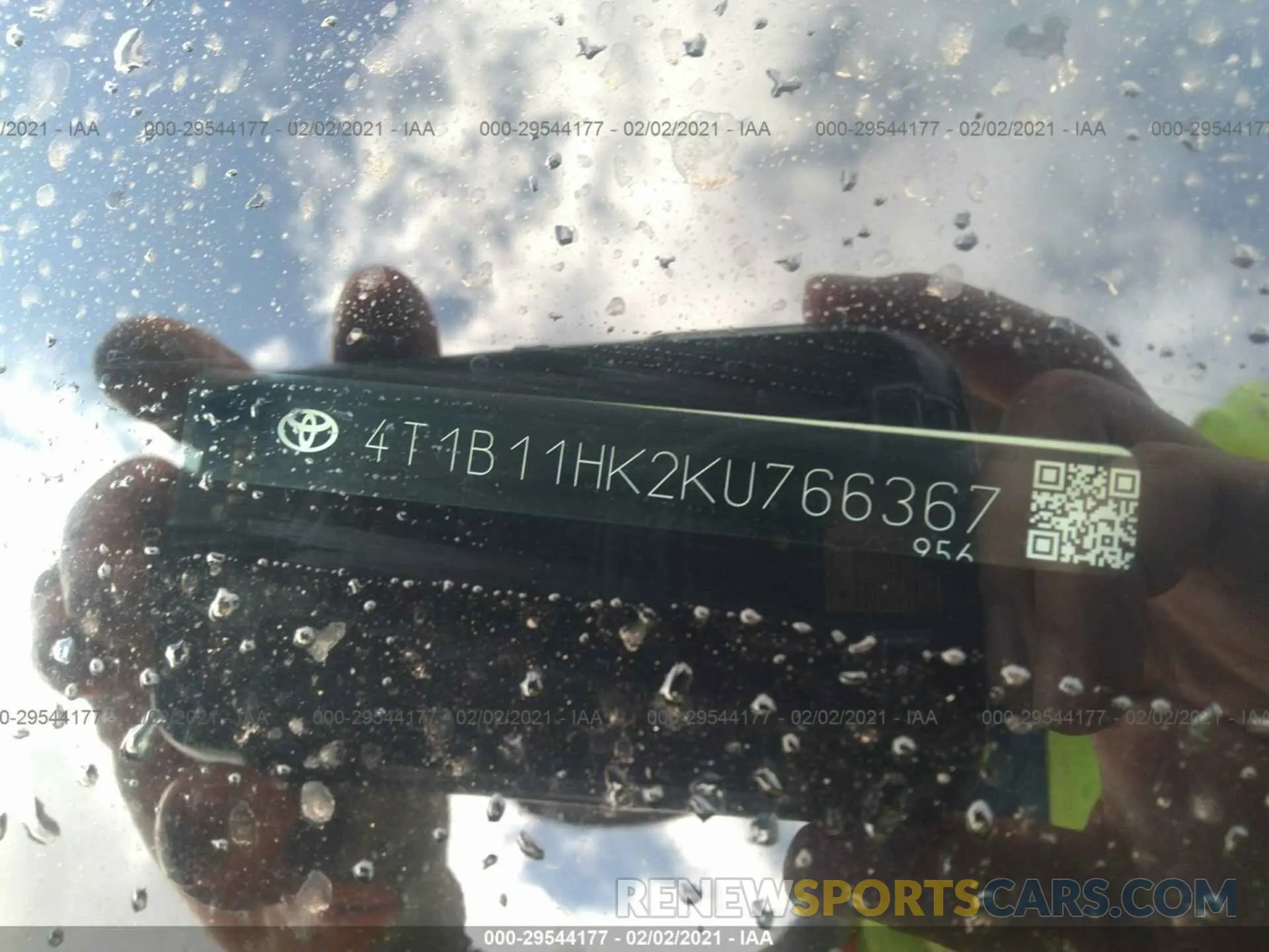 9 fotografías del automóvil dañado 4T1B11HK2KU766367 TOYOTA CAMRY 2019
