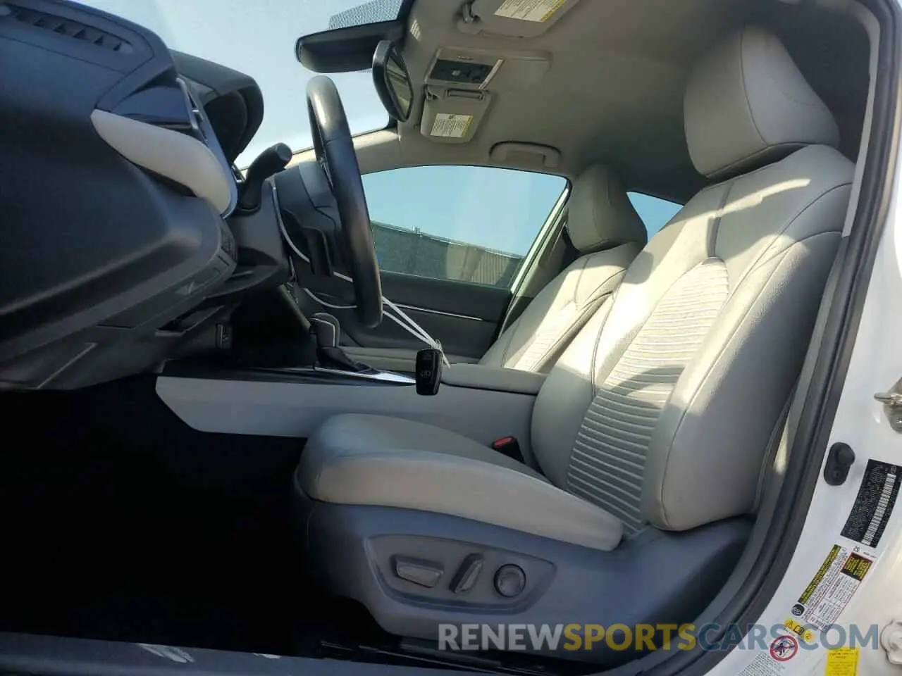 7 fotografías del automóvil dañado 4T1B11HK2KU772203 TOYOTA CAMRY 2019