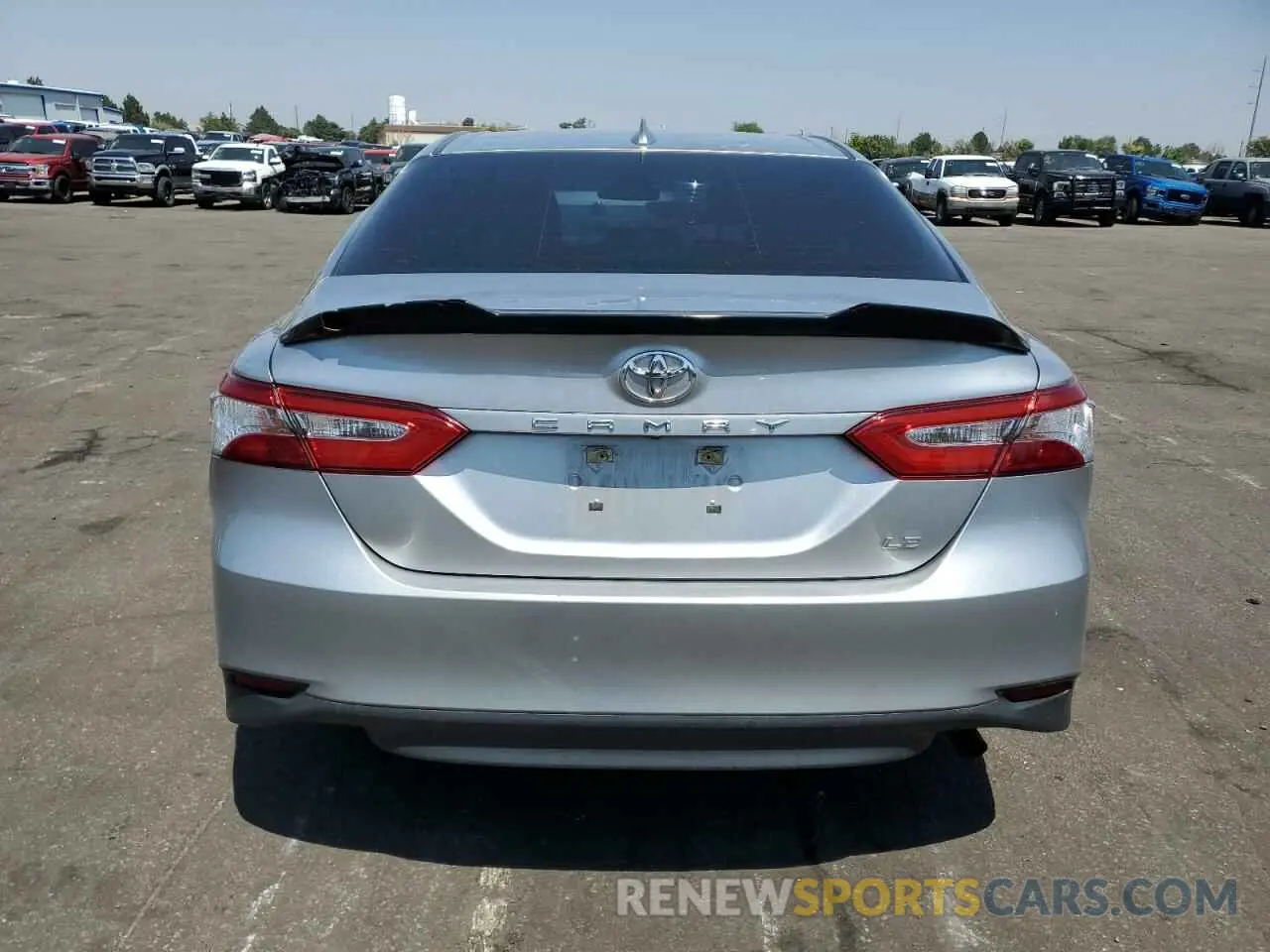 6 fotografías del automóvil dañado 4T1B11HK2KU772461 TOYOTA CAMRY 2019