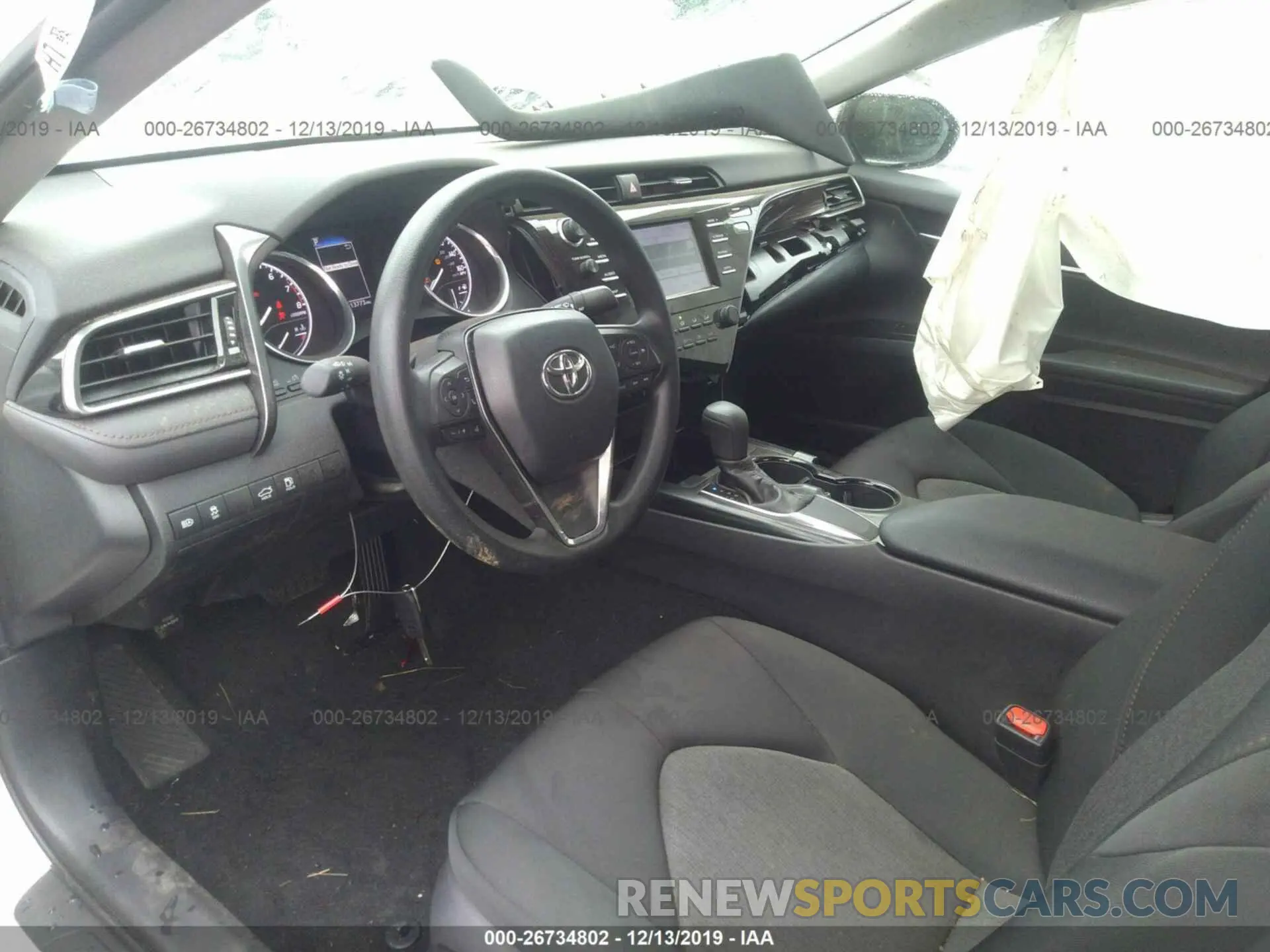 5 fotografías del automóvil dañado 4T1B11HK2KU774601 TOYOTA CAMRY 2019