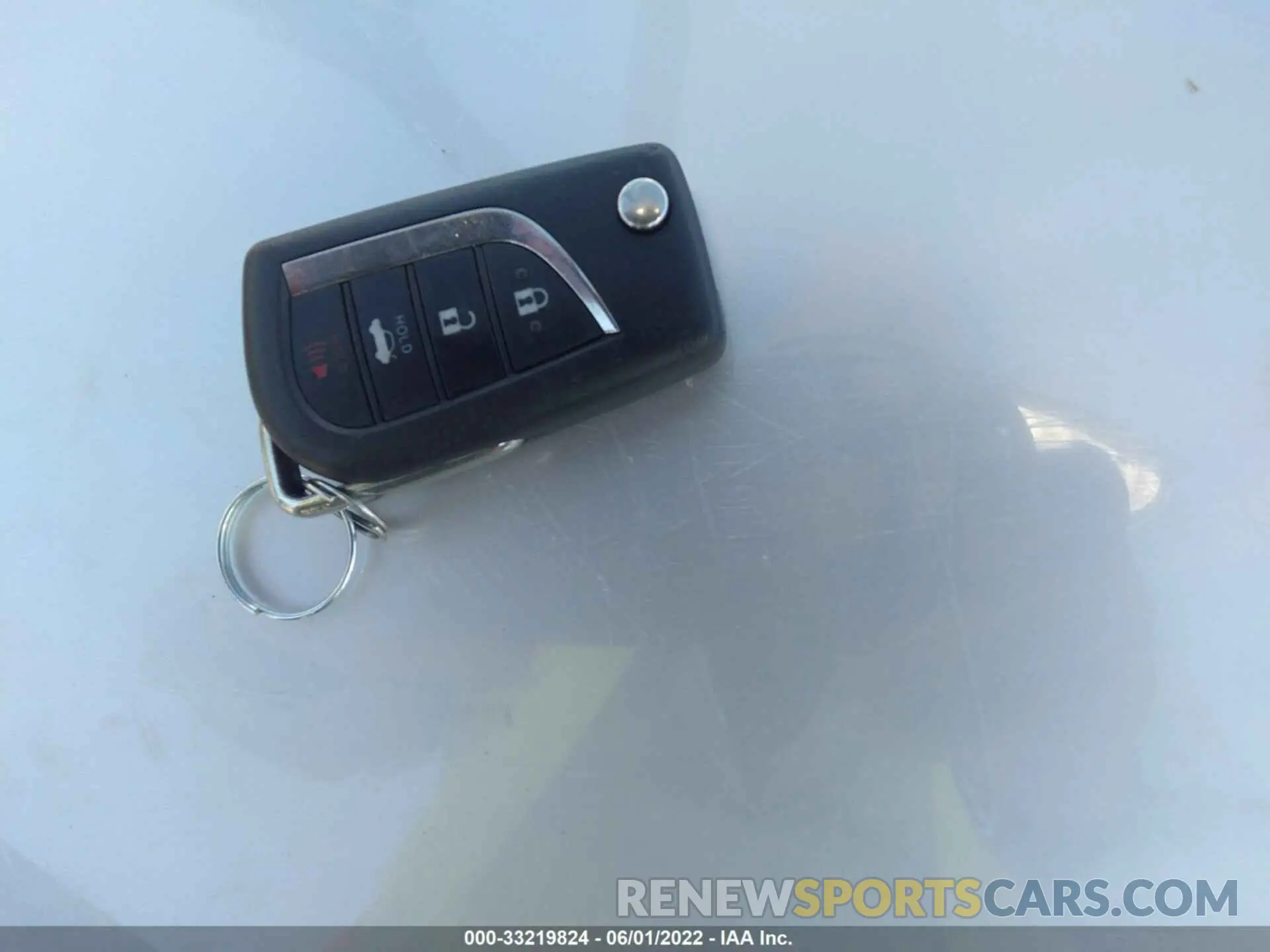 11 fotografías del automóvil dañado 4T1B11HK2KU784884 TOYOTA CAMRY 2019