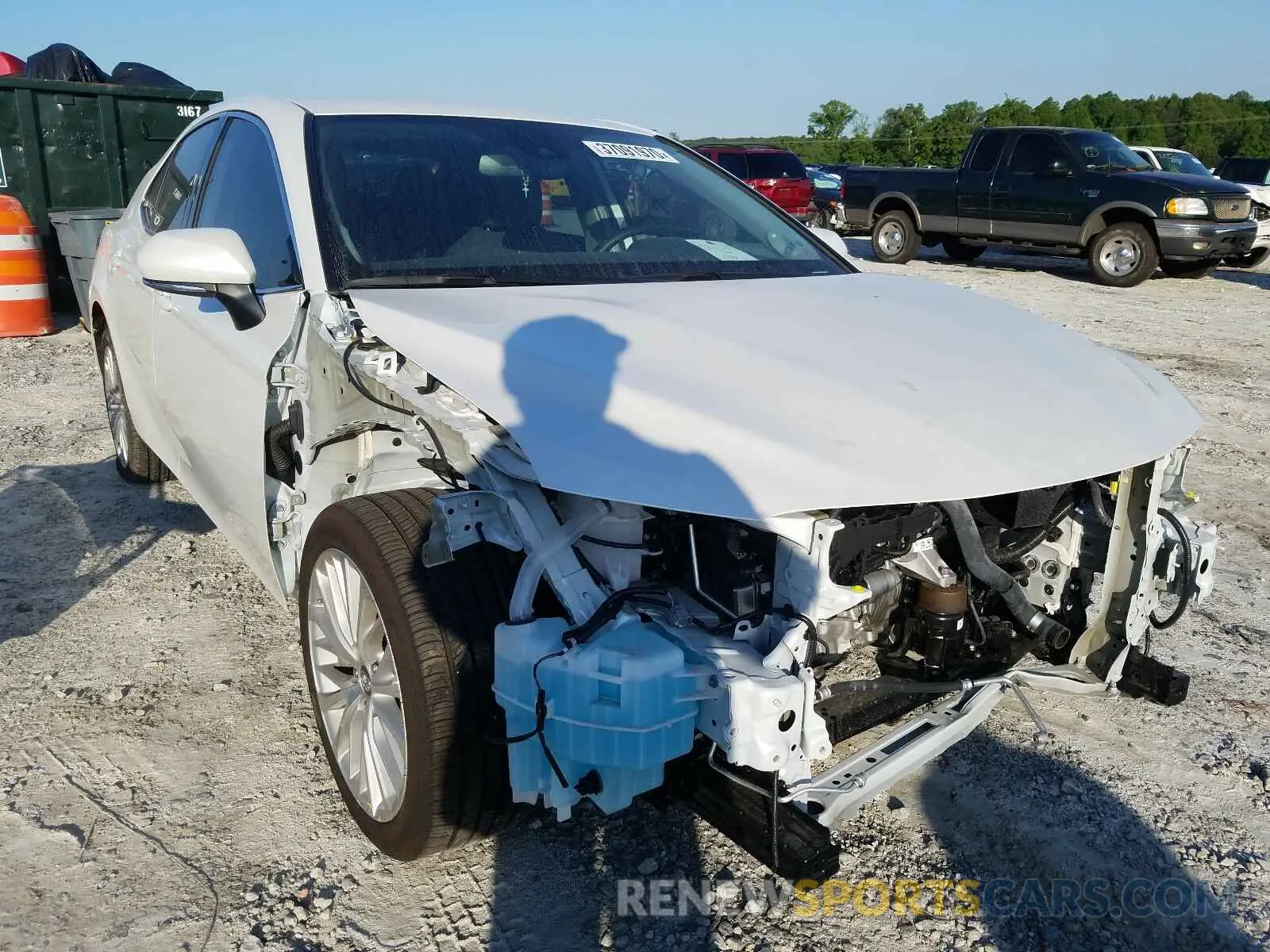 1 fotografías del automóvil dañado 4T1B11HK2KU785744 TOYOTA CAMRY 2019