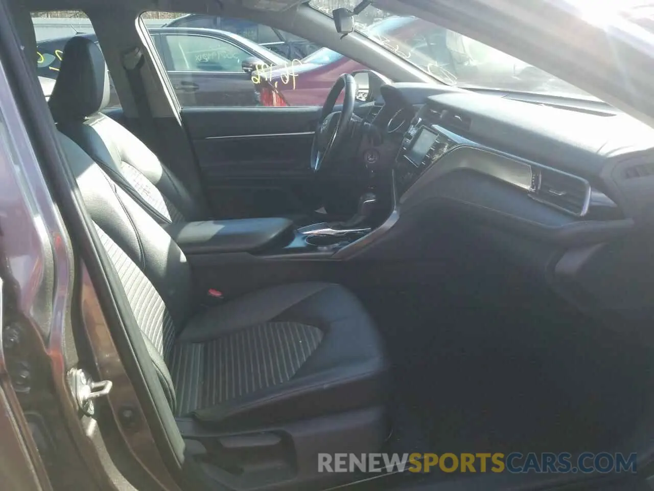 5 fotografías del automóvil dañado 4T1B11HK2KU791687 TOYOTA CAMRY 2019