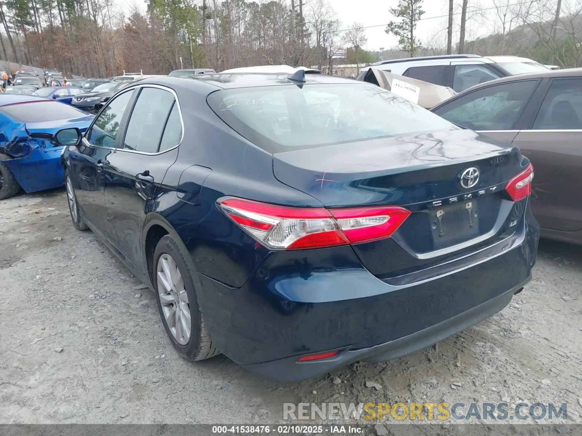 14 fotografías del automóvil dañado 4T1B11HK2KU793908 TOYOTA CAMRY 2019