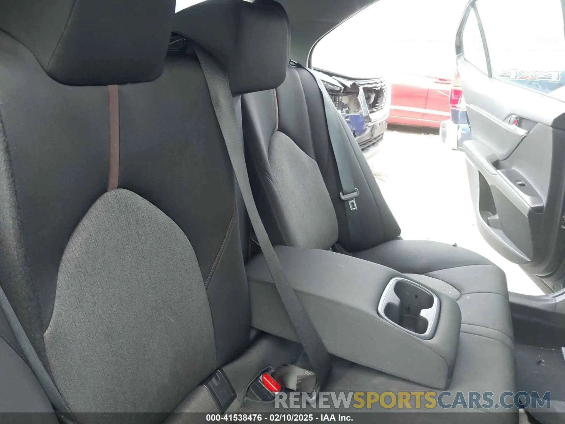 8 fotografías del automóvil dañado 4T1B11HK2KU793908 TOYOTA CAMRY 2019